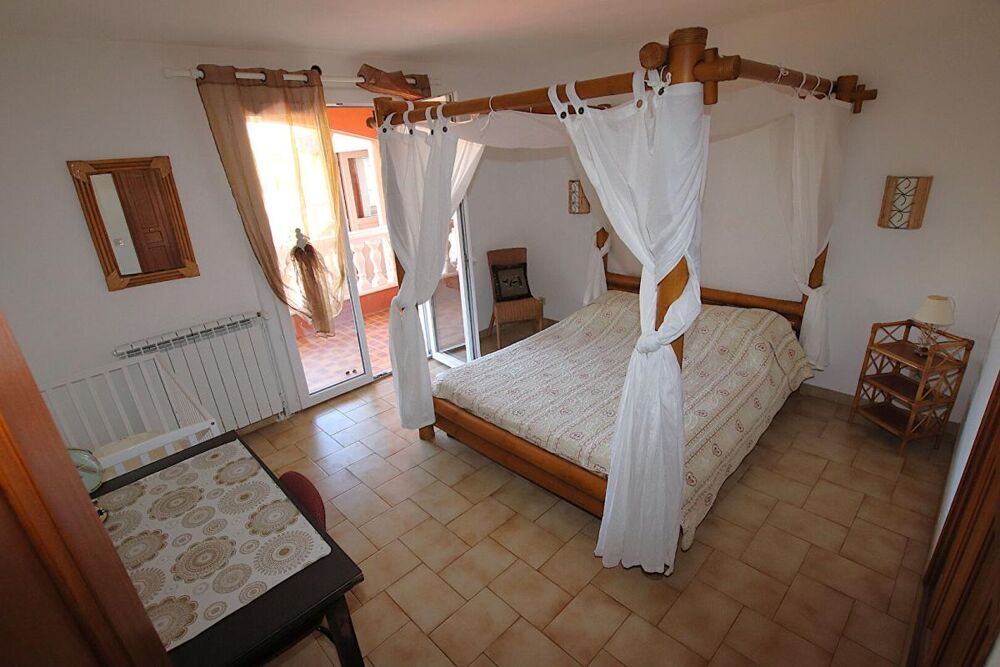 à vendre  Villa Le Bosc (34700)