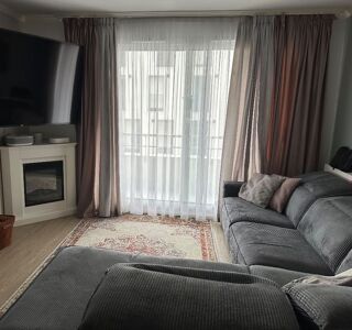  Appartement à louer 4 pièces 90 m²
