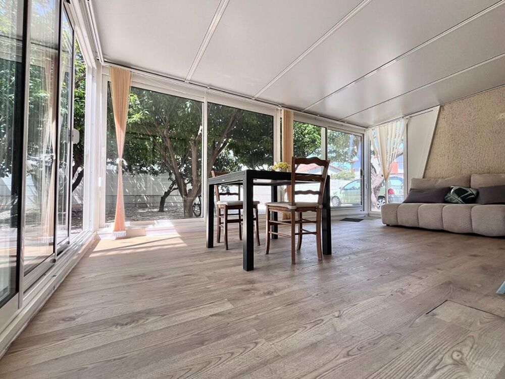 Vente Appartement Magnifique appartement de type T2 en rez-de-chaussée avec jardin de 170 m² sans vis-à-vis et véranda de 20 m² Perpignan