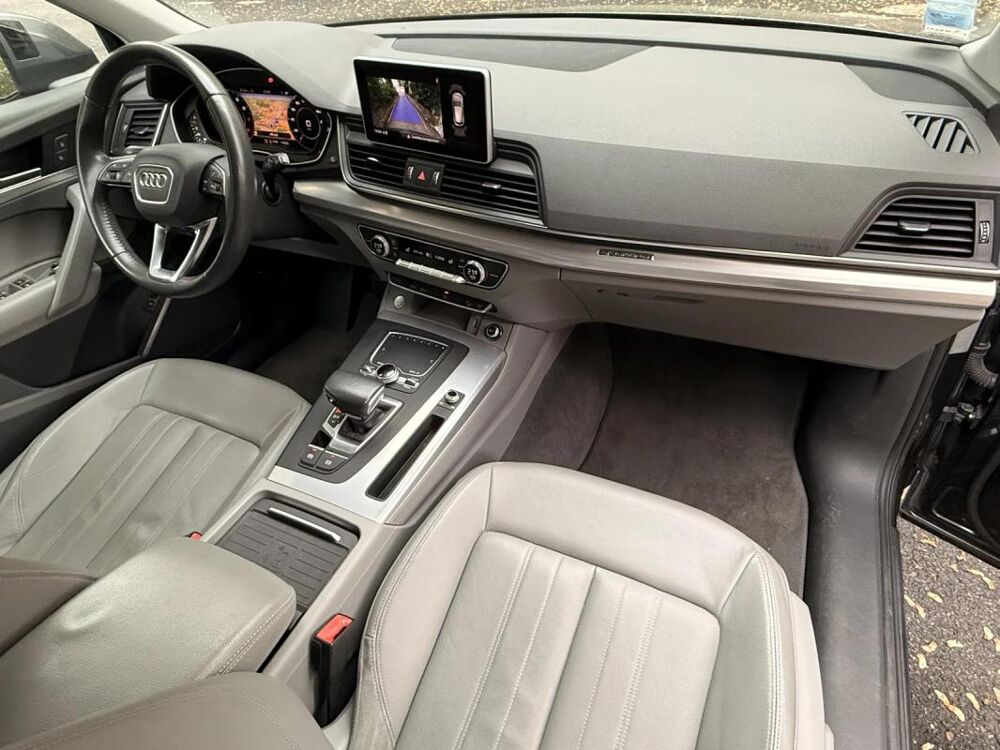 Q5 45 2.0 TFSI 245 S tronic 7 MILD HYBRID QUATTRO DESIGN LUXE A 2019 occasion 94100 Saint Maur Des Fossees