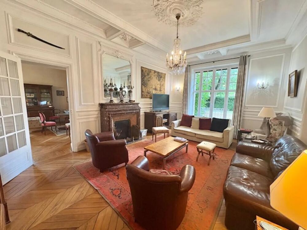 Vente Propriété/Château Maison de maître 360 m² à Saint-Just-en-Chaussée Saint just en chaussee