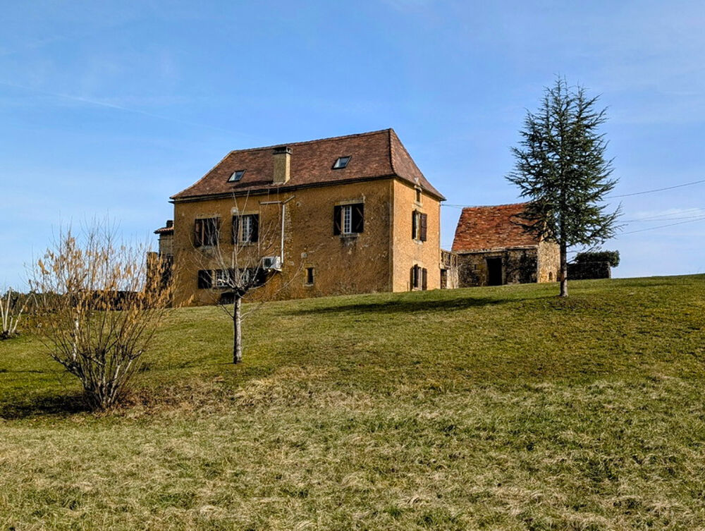 Maison en pierre de 171m2 3 chambres dans un bel environnement