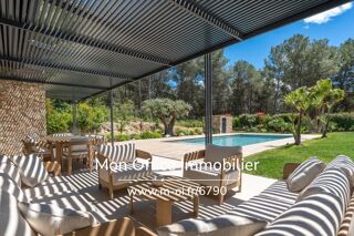  Maison � vendre 6 pi�ces 210 m�