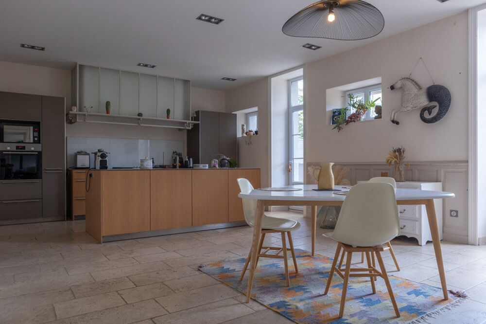  vendre  Proprit/chteau Nesmy (85310)