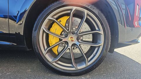 Cayenne 4.0 V8 e-Hybrid 680 BVA8 Turbo S Pack Gt - Automatique 2023 occasion 49300 Cholet
