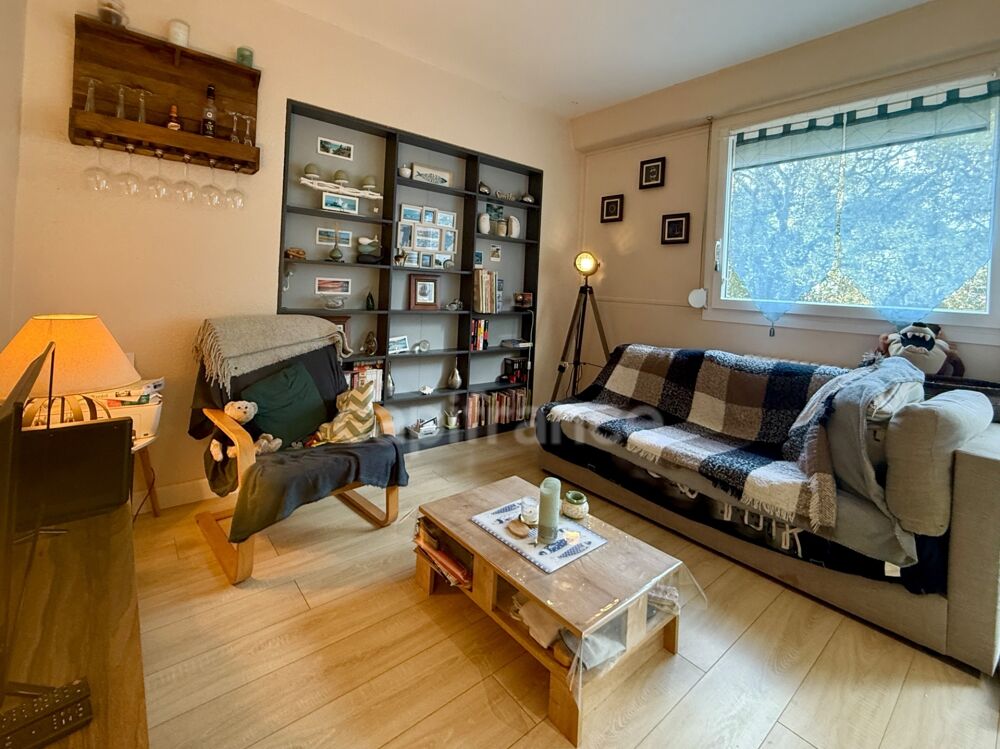 Vente Appartement NIORT – Appartement T4 de 76 m² avec 3 chambres, balcon, parking et cave Niort