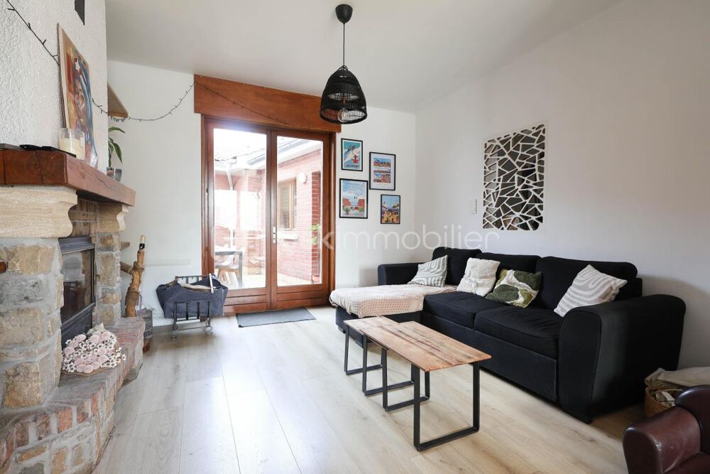 Vente Maison Maison 170m2 habitable 4 chambres et jardin Morbecque
