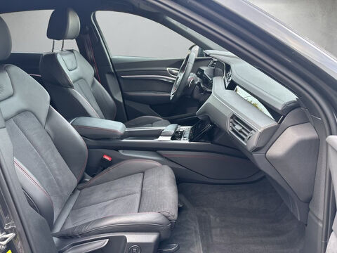 Q8 Sportback e-tron 55 S line quattro – SOH 99 % 2024 occasion 33000 Bordeaux