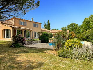  Maison � vendre 5 pi�ces 210 m�