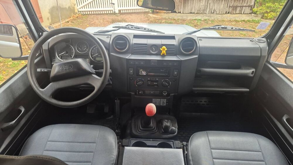 Defender Station Wagon 2.4 TDCi 122 Td4 2009 occasion 03200 Vichy