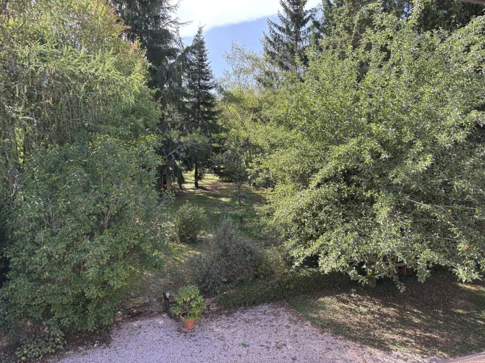 Vente Maison VENAREY LES LAUMES 15 min : maison rénovée 227m², dépendances, jardin, pré attenant. Prix : 287 000 € Venarey les laumes