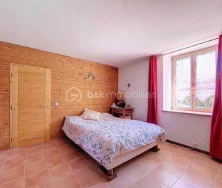 Maison à vendre 10 pièces 326 m²