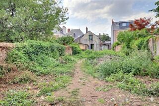  Terrain à vendre 585 m²