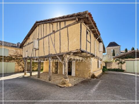   Maison à vendre 5 pièces proche de VIC FEZENSAC (32) 5 pièces de 100 m2 habitables avec 318 m2 de terrain divisé en 3 parcelles Maison - 5 pièce(s) - 100 m²