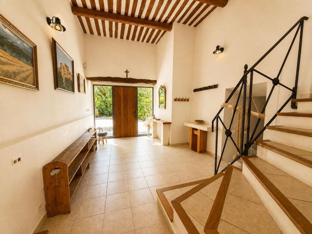 Vente Maison Mas du XVIIIe siècle de 210 m2, piscine, jardin de 6400 m2  OPPEDE (84) Oppede