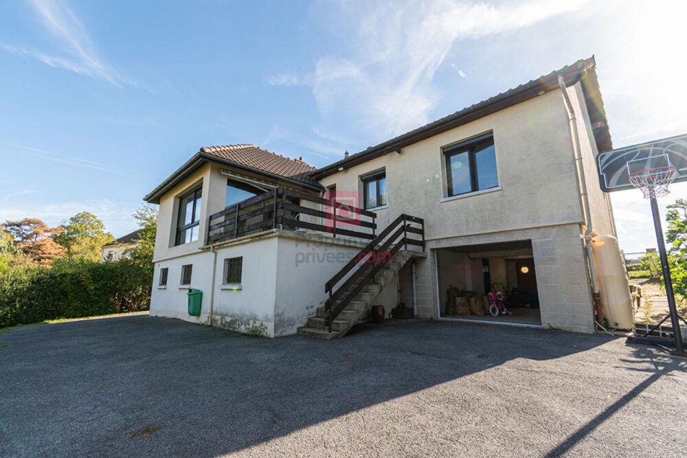 Vente Maison BELLE MAISON FAMILIALE AVEC JARDIN SANS VIS-À-VIS, DOUBLE GARAGE ET SOUS-SOL TOTAL A MAREUIL LES MEAUX (77100) Mareuil les meaux