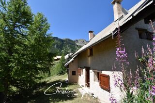  Chalet à vendre 7 pièces 110 m² La salle les alpes
