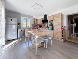  Maison à vendre 7 pièces 187 m²