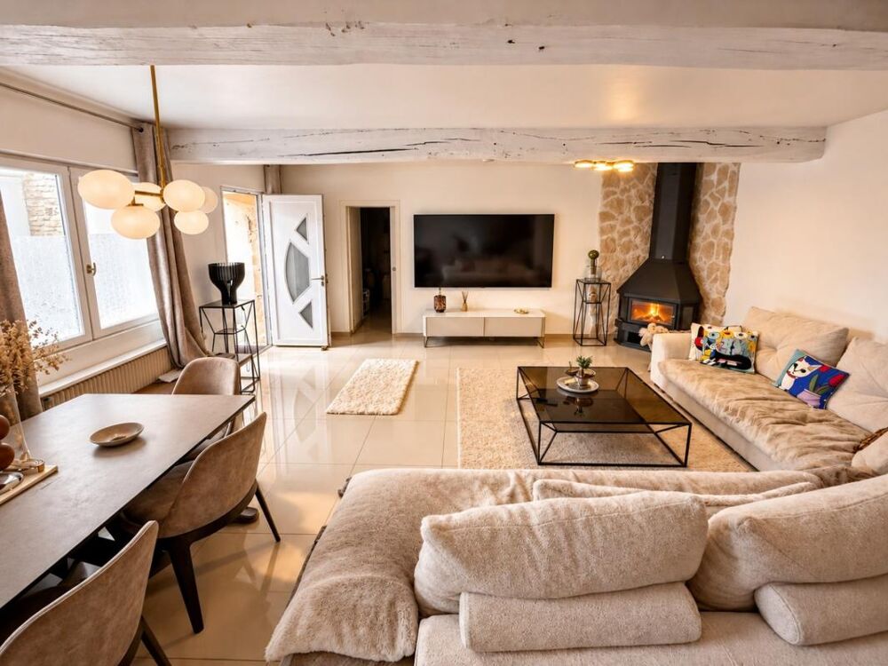 Vente Propriété/Château EXCEPTIONNEL À MONTATAIRE (60) – PROPRIÉTÉ ATYPIQUE EN CŒUR DE VILLE, 2 LOGEMENTS, ESPACE BIEN-ÊTRE & REVENUS LOCATIFS Montataire