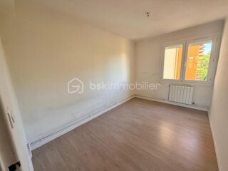  Appartement à louer 3 pièces 70 m²