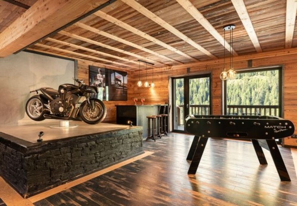 Chalet de luxe 5 pièces TIGNES (73) skis aux pieds , 300 m2 entièrement aménagé et décoré