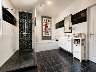 Maison à vendre 7 pièces 221 m²