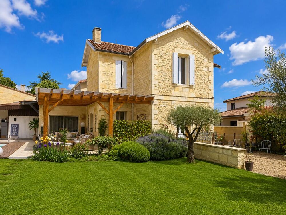 Vente Maison Maison en pierre rénovée avec piscine et potentiel événementiel 160 m²  Libourne Libourne