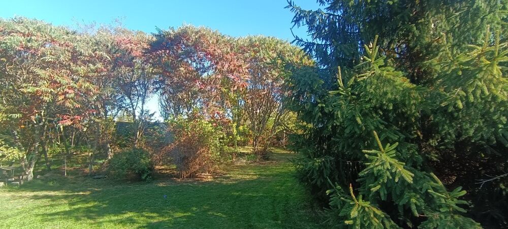 A vendre LIMEYRAT (24), maison de 172 m2 sur un terrain de 2300 m2