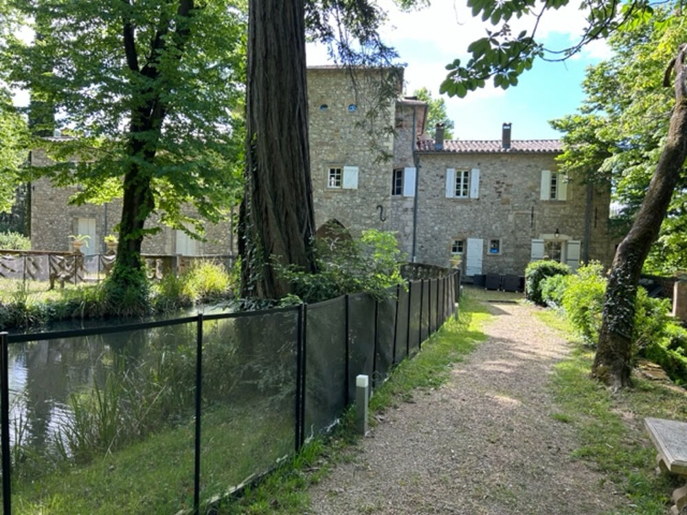 Maison de maitre XVIII -ème 430m² chambres d'hôtes réceptions mariages