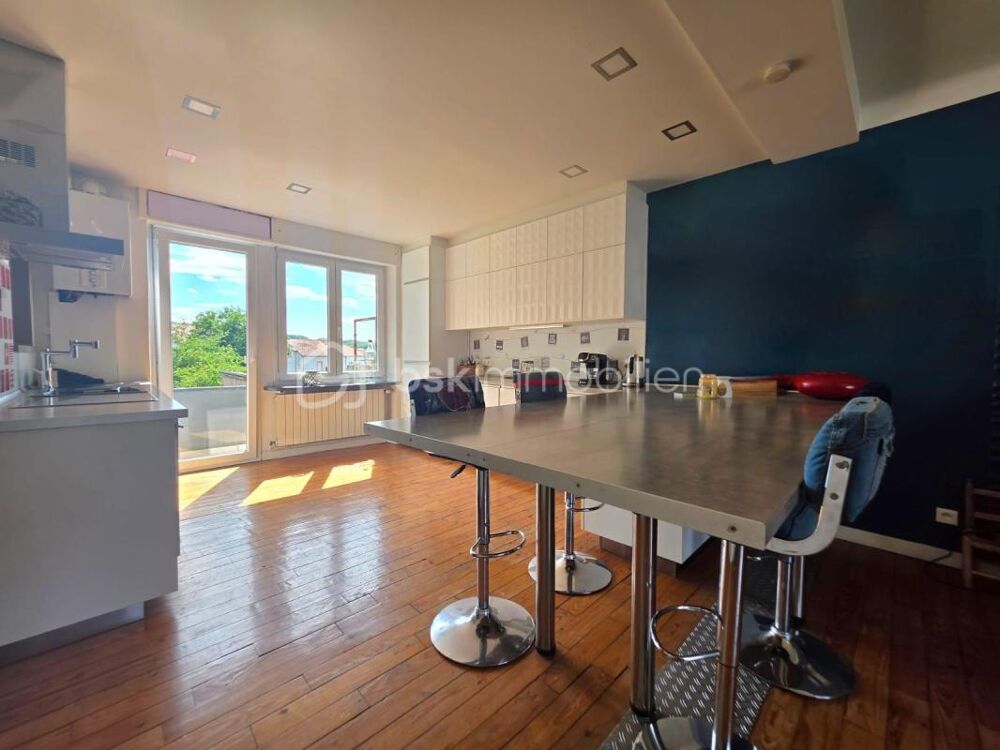 Immeuble avec 2 appartements
