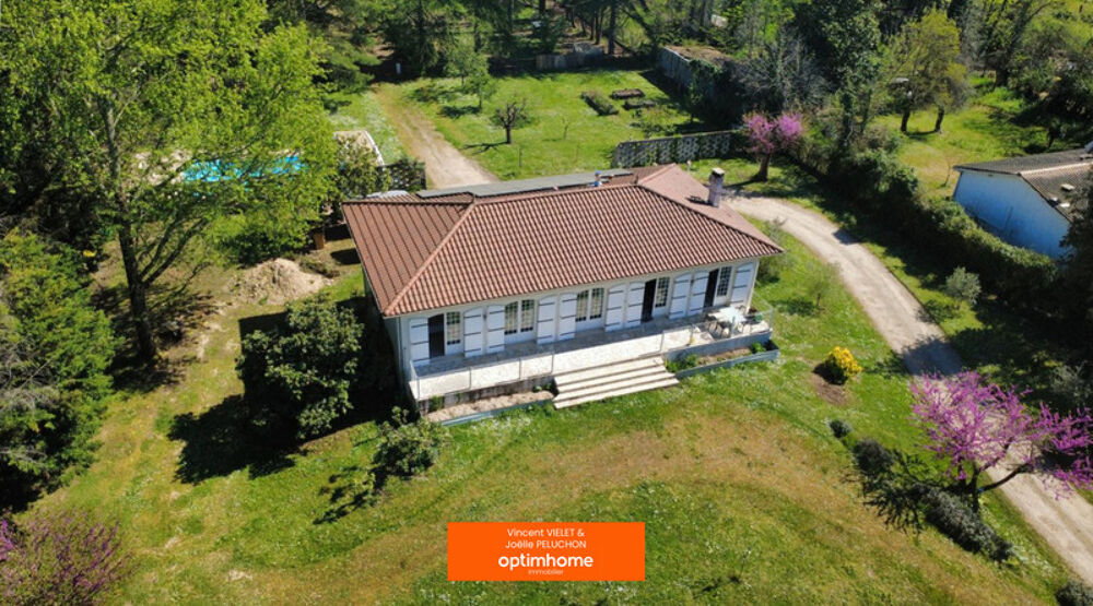 Maison à vendre avec piscine et grand jardin