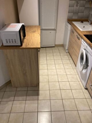  Appartement à louer 3 pièces 38 m²