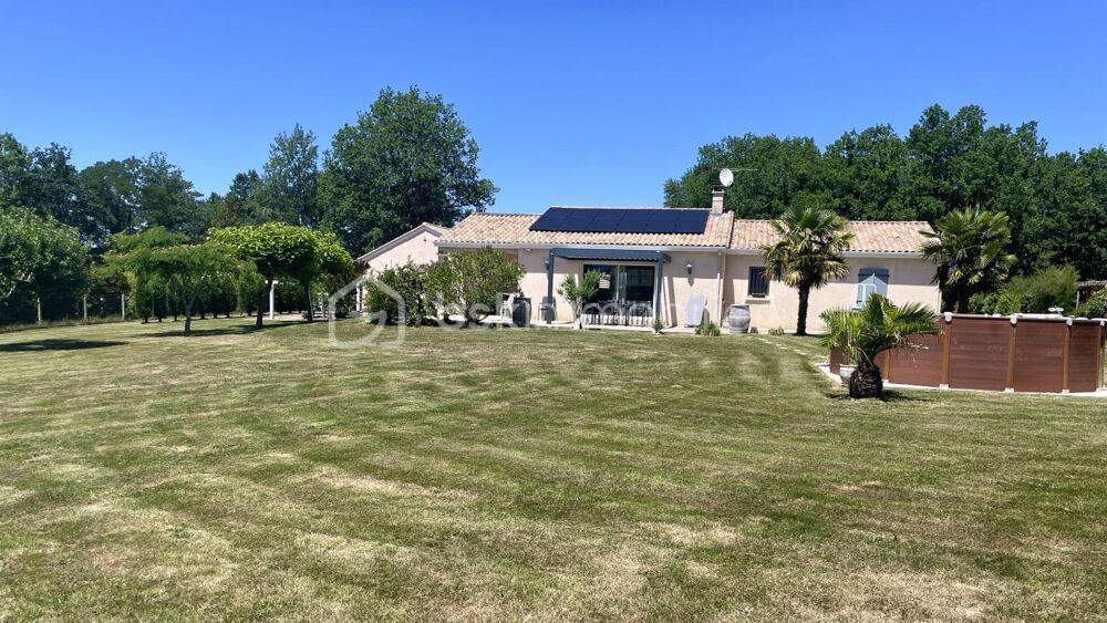 Maison contemporaine économe et soigneusement entretenue