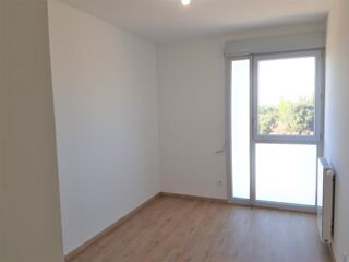  Appartement à louer 3 pièces 63 m²