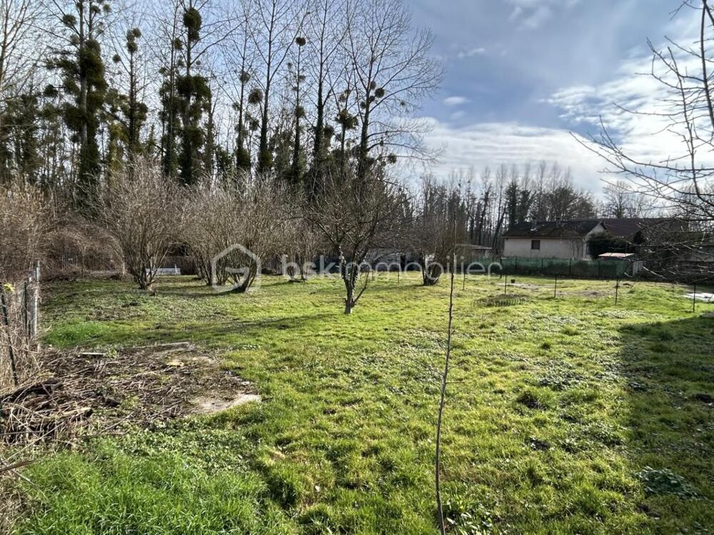 Vente Terrain Terrain a bâtir, libre constructeur de 682 m² avec 16 mètres de façade! Longueville