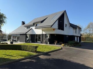 Villa à vendre 7 pièces 240 m²