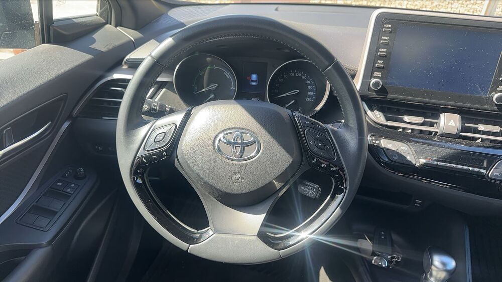 C-HR 1.8 VVT-i 122 CVT 98 Dynamic 2024 occasion 78390 Bois D Arcy