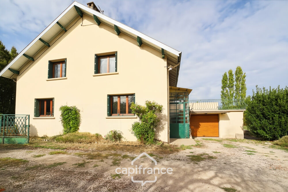 Maison à rénover 3 chambres avec jardin, garage et vue sur le Revermont, à Beaufort-Orbagna (39)