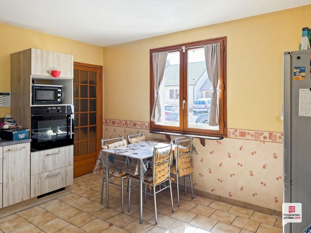 Maison Sable Sur Sarthe 7 pièce(s) 124 m2