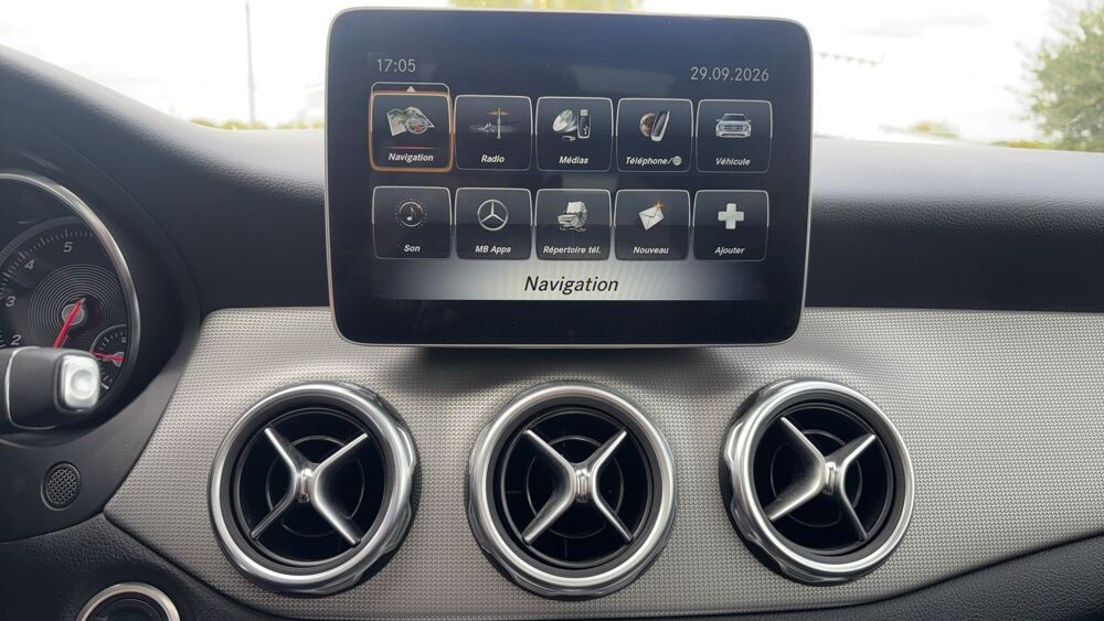 Classe GLA 180 122 7G-DCT Sensation - Automatique Toit ouvrant 2019 occasion 35760 Saint Gregoire