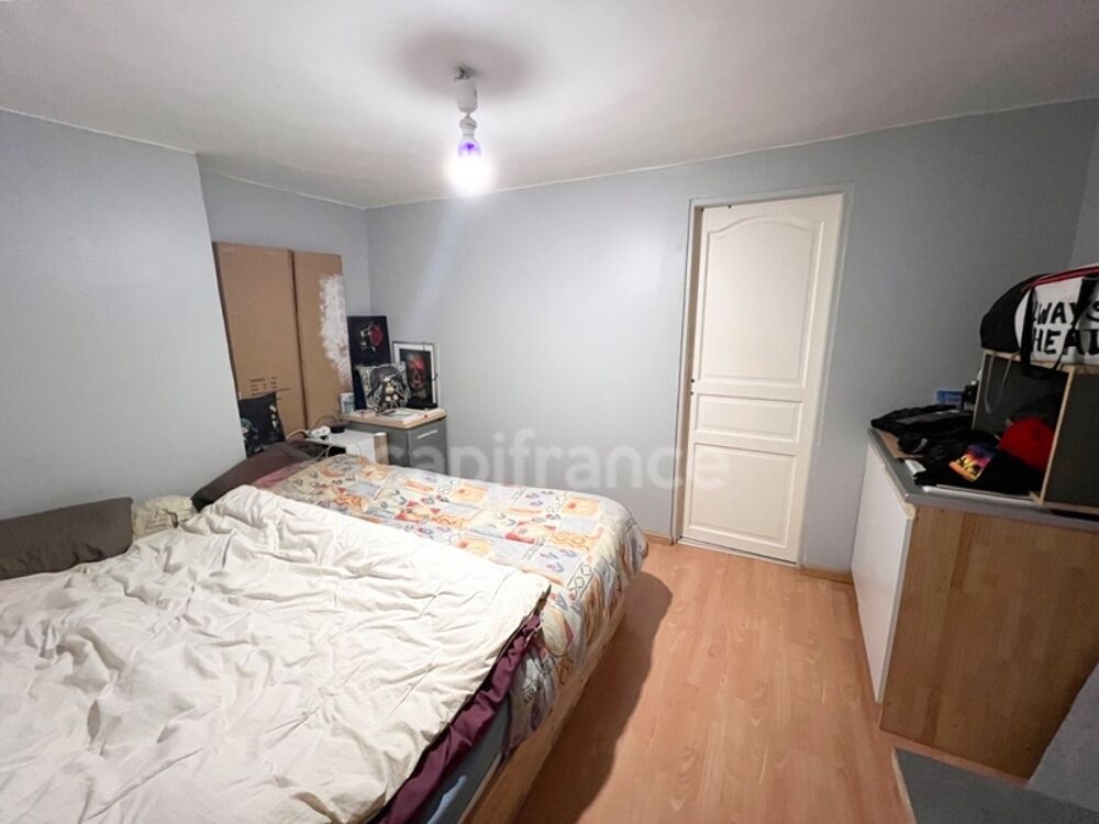 Maison de ville à vendre 5 pièces 104m2 4 chambres centre historique FORCALQUIER (04)