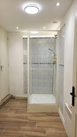  Immeuble à vendre 7 pièces 144 m²