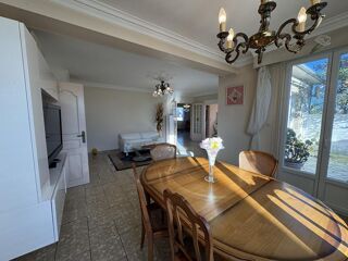  Maison � vendre 9 pi�ces 209 m�