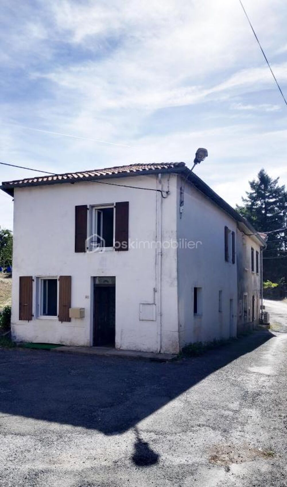 A SAISIR ! Maison de village, 80 m2, 3 chambres, parking de 36 m2