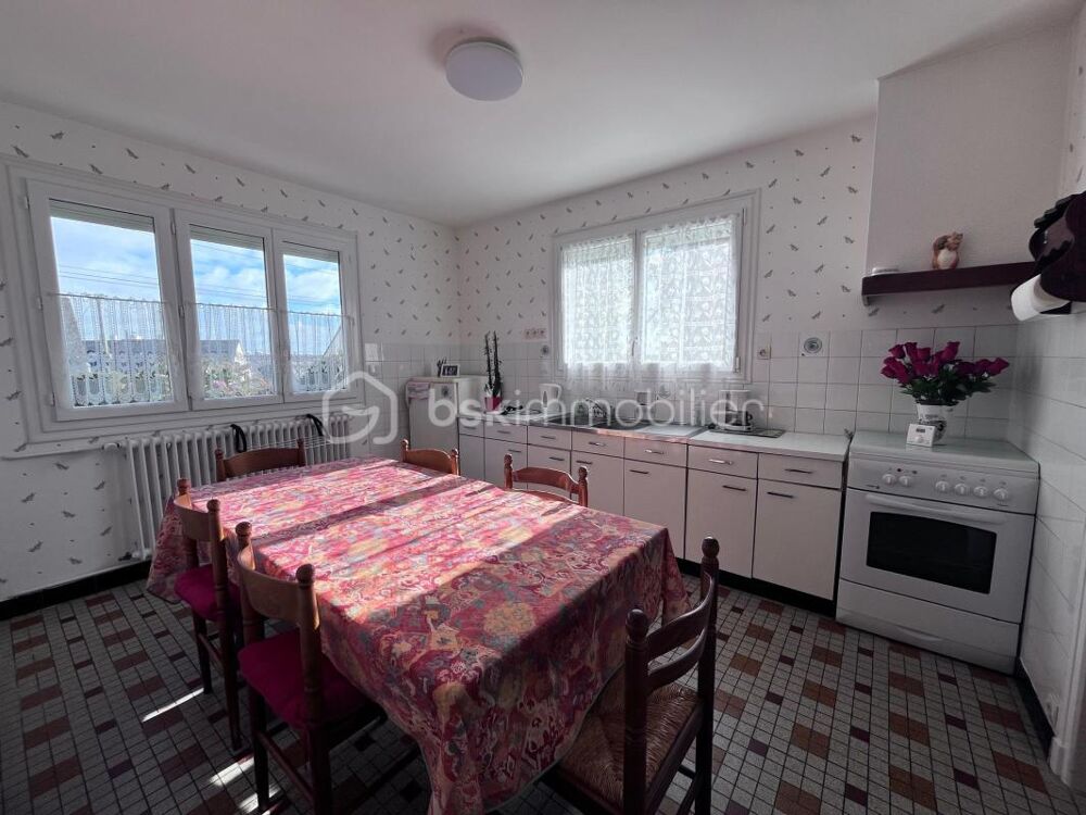 Maison familiale aux beaux volumes - Hémonstoir