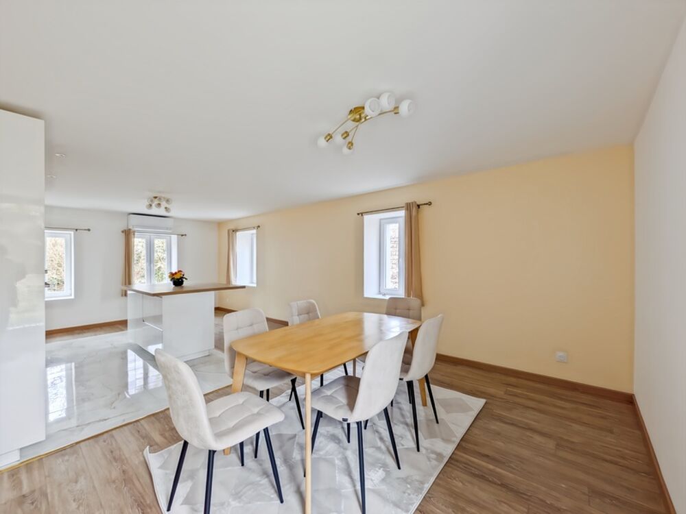 Maison 217 m2 à vendre SAINT-PAUL-EN_CHABLAIS entièrement rénovée avec cachet et modernité et un moulin