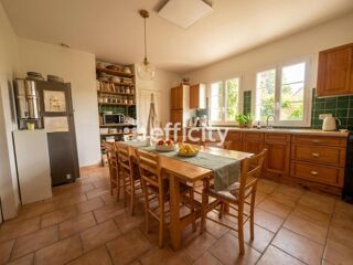  Maison � vendre 9 pi�ces 205 m�