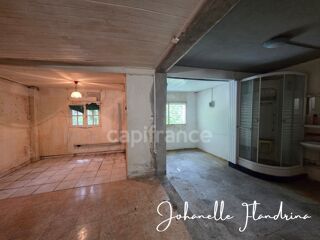  Immeuble à vendre 15 + pièces 567 m²