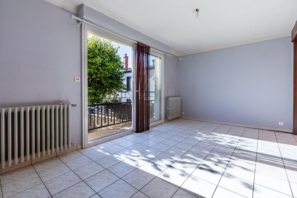 Maison Gétigné Centre 4 P . 3 Chs . 107,48 M² . Garage . T 121 M²