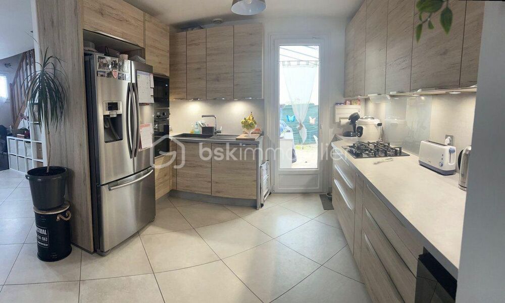Vente Maison Maison 127 m2 - 4 chambres - sous-sol - terrain 500 m2 Saintry sur seine